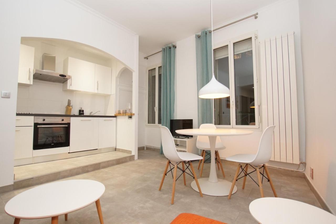 Suite Volupte Classee 3 Etoiles Avec Vue Sur Jardin, Climatisation Montpellier Dış mekan fotoğraf