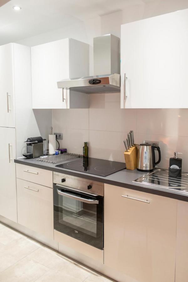 Suite Volupte Classee 3 Etoiles Avec Vue Sur Jardin, Climatisation Montpellier Dış mekan fotoğraf